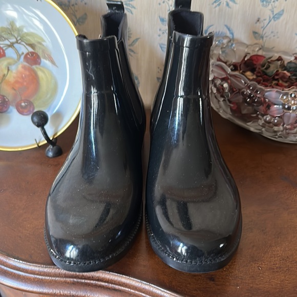 💕 Michael Kors snow and rain boots 🥾 - Picture 4 of 5